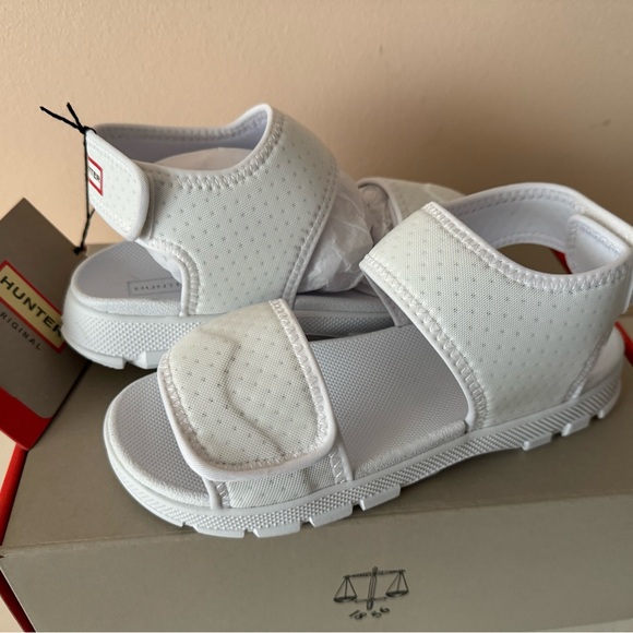 Hunter Original Outdoor Sandal. New. Size: 1 - Picture 8 of 14